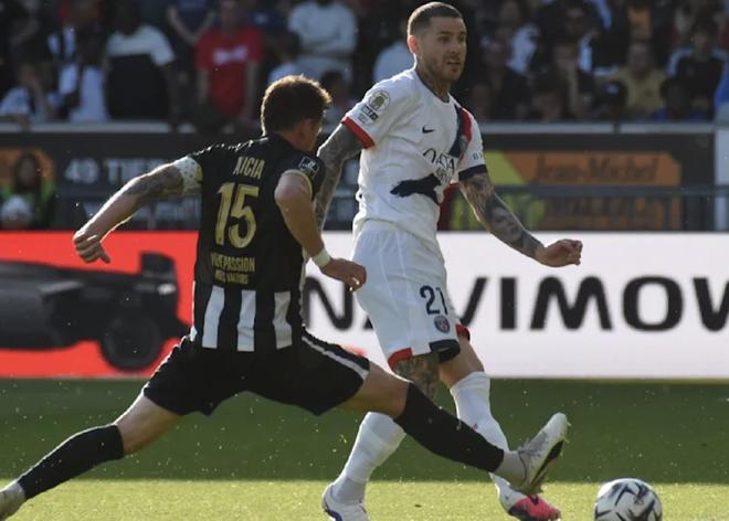 将战拜仁，巴黎球员阿什拉夫和卢卡斯在对阵昂热的比赛中受伤