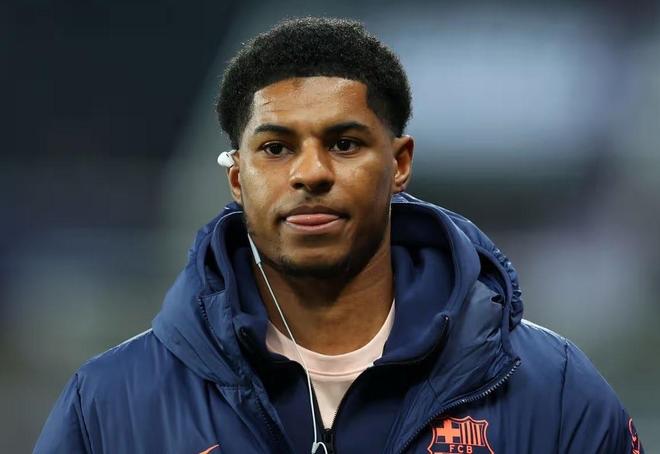 太阳报：曼联对巴萨试图压低拉什福德价格的做法感到不满