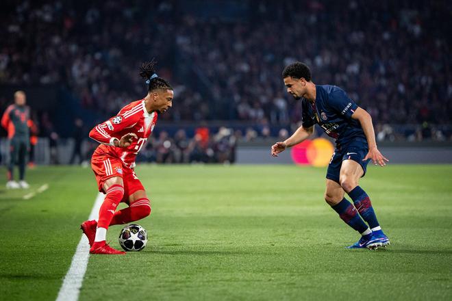 实名羡慕，阿森纳跟队在观看巴黎vs拜仁的半场后感叹：太精彩了