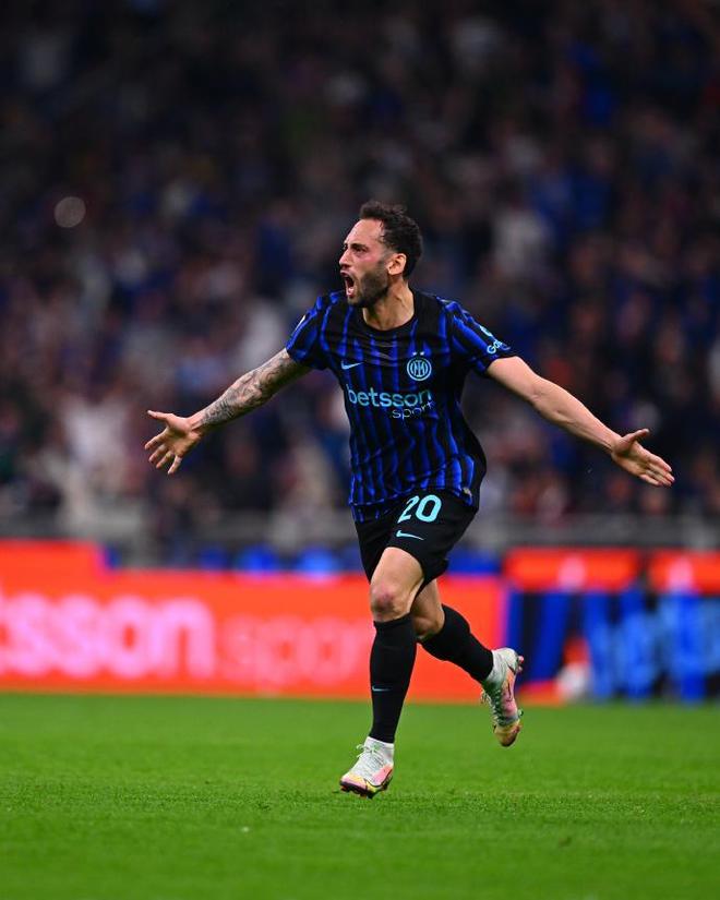 国米夏季引援中场篇，小斯坦100%回收，红军大将欲复制小麦先例