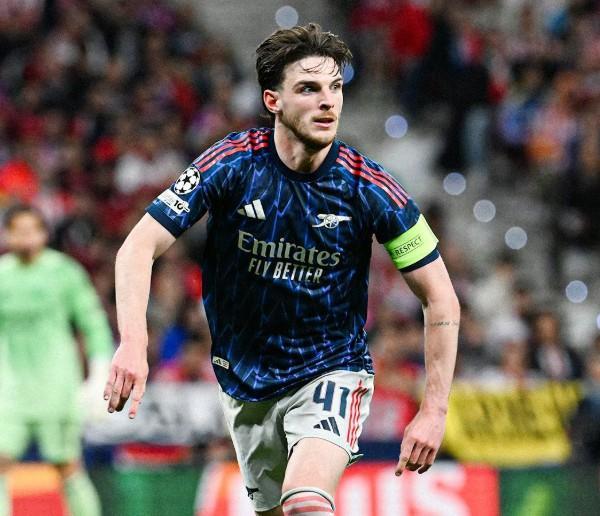 赖斯：埃泽那个是明显的点球，现场球迷的嘘声干扰了判罚