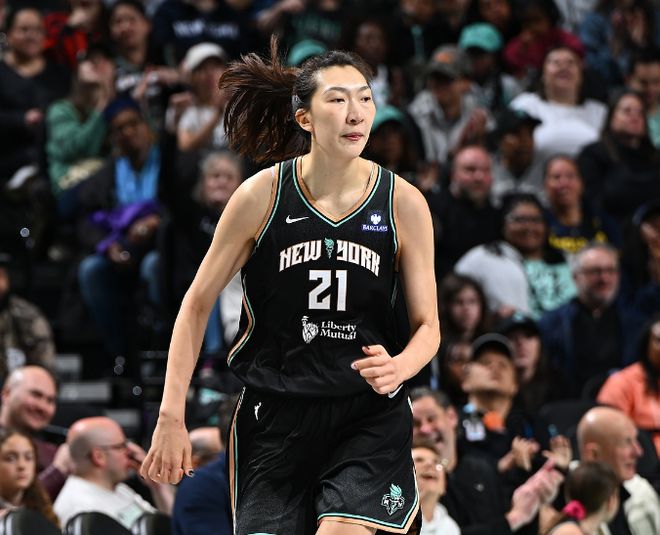 WNBA：韩旭4+5拼到6犯毕业 自由人加时险胜神秘人获2连胜