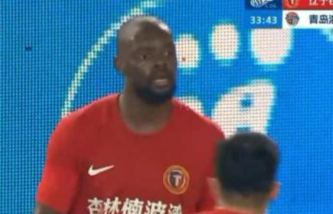 中超官方:辽宁铁人外援姆本扎当选中超第13轮最佳球员
